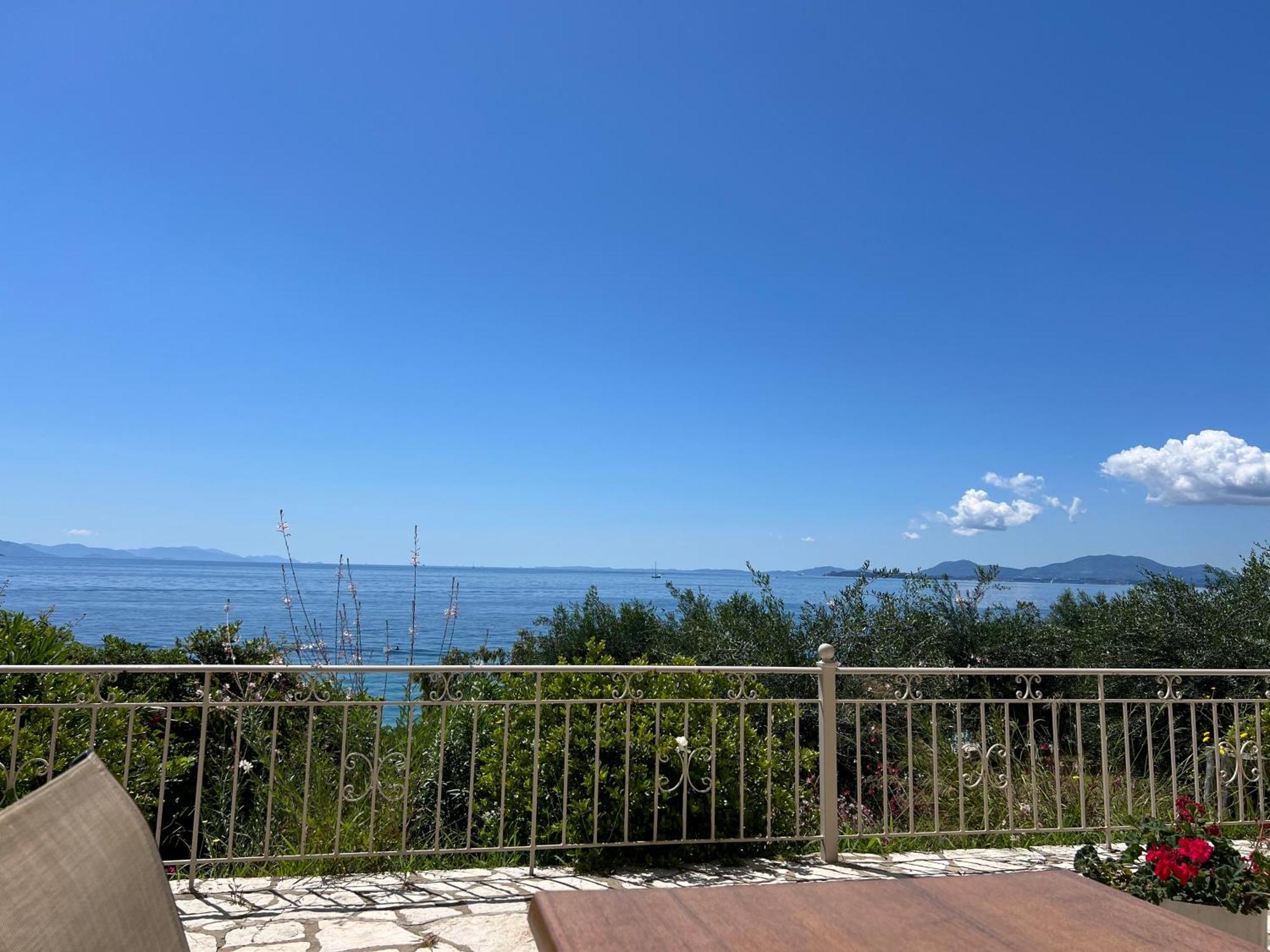 Nissaki Bay